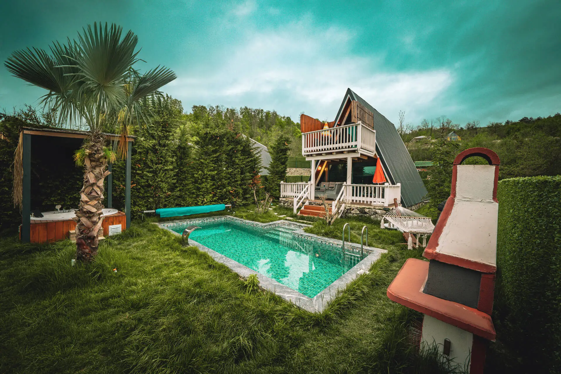 DÜNYAYI ÖZGÜRCE GEZİN